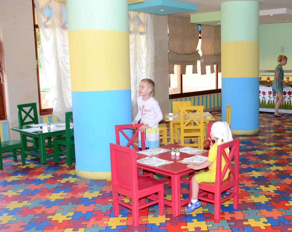 Rehana Sharm Resort - Aquapark & Spa - Couples And Family Only -Premium Ultra All-Inclusive 24H Dış mekan fotoğraf